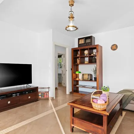 Baobab - Plusholidays *